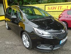 Black Used 2017 Vauxhall Zafira SRi MPV | £6,995 (A bit pricey)