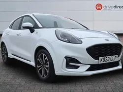 Premium paint metropolis white Used 2023 Ford Puma Gen-E ST-Line SUV | £16,800 (Fair price)