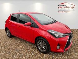Red Used 2017 Toyota Yaris Hatchback | £5,495 (Good price)