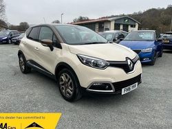 Brown/cream Used 2016 Renault Captur Iconic SUV | £8,995 (A bit pricey)