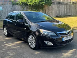 Black Used 2010 Vauxhall Astra Elite Hatchback | £2,495 (Good price)