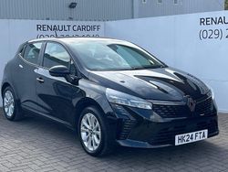 Black Used 2024 Renault Clio V Evolution Hatchback | £15,544 (Good price)