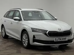 Moon white metallic New 2024 Skoda Octavia SE Technology Estate | £23,250 (Fair price)