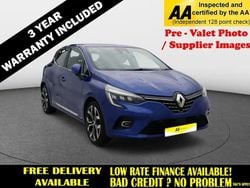 Blue Used 2022 Renault Clio V Version S Hatchback | £12,000 (Fair price)