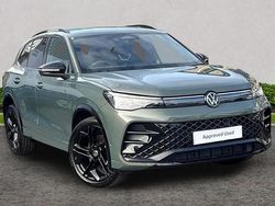 Green Used 2025 VW Tiguan R-line SUV | £35,995 (Expensive)