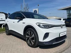 White Used 2021 VW ID.4 Pro Performance SUV | £17,995 (Fair price)