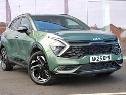 Green Used 2025 Kia Sportage 2 SUV | £30,986 (Good price)