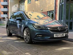 Blue Used 2017 Vauxhall Astra Elite Hatchback | £5,295 (Fair price)