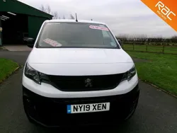 White Used 2019 Peugeot Partner S MPV | £6,995 (Fair price)