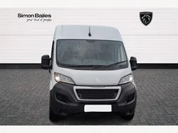 Ice white New 2024 Peugeot Boxer Premium Van | £21,995 (Good price)