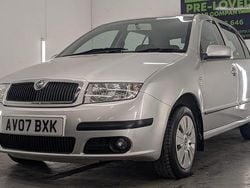 Silver Used 2007 Skoda Fabia Ambiente Hatchback | £2,200 (Fair price)
