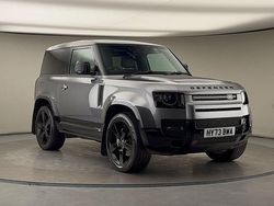 Eiger grey Used 2023 Land Rover Defender HSE Dynamic SUV | £58,700 (Good price)