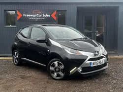 Black Used 2015 Toyota Aygo X-clusiv Hatchback | £5,750 (Fair price)