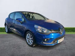 Blue Used 2017 Renault Clio IV Dynamique Hatchback | £7,999 (Fair price)
