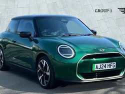 Green New 2024 Mini Cooper Hatch Hatchback | £24,490 (Good price)