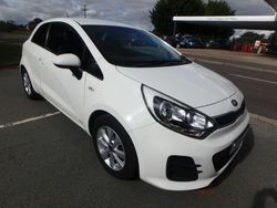 White Used 2015 Kia Rio Hatchback | £4,950 (Fair price)