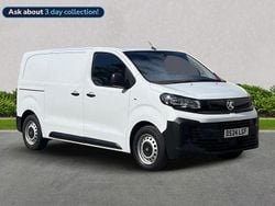 White Used 2024 Vauxhall Vivaro Van | £16,490 (Good price)