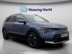 Blue Used 2023 Kia e-Niro SUV | £21,000 (Fair price)