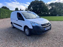 White Used 2018 Peugeot Partner Van | £3,795 (A bit pricey)