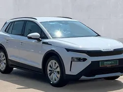 Moon white metallic Used 2025 Skoda Elroq SE L SUV | £28,150 (Fair price)