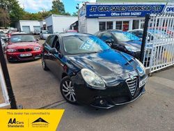 Black Used 2010 Alfa Romeo Giulietta Lusso Hatchback | £2,750 (A bit pricey)