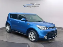 Blue Used 2017 Kia Soul 2 SUV | £8,995 (Fair price)