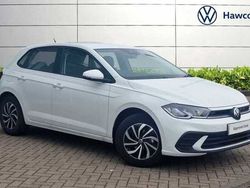White New 2025 VW Polo Life Hatchback | £18,995 (Fair price)