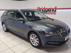 Grey Used 2020 Skoda Superb SE Estate | £15,399 (Fair price)