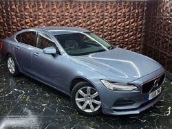 Mussel blue Used 2018 Volvo S90 Momentum Sedan | £10,999 (Fair price)