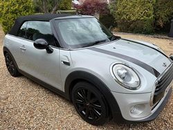Used 2018 Mini Cooper Hatchback | £8,995 (Fair price)