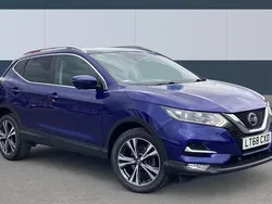 Blue Used 2017 Nissan Qashqai N-Connecta SUV | £9,109 (Fair price)