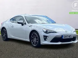 White Used 2017 Toyota GT86 GT Coupe | £18,999 (Fair price)