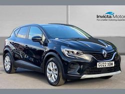 Black Used 2022 Renault Captur Iconic SUV | £14,000 (Good price)