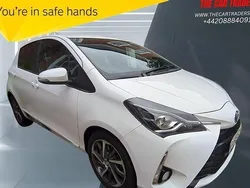 White Used 2018 Toyota Yaris Hybrid Hatchback | £10,788 (Fair price)