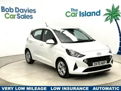 White Used 2020 Hyundai i10 SE Hatchback | £13,500 (Fair price)
