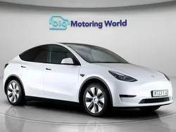 White Used 2023 Tesla Model Y SUV | £19,500 (Fair price)