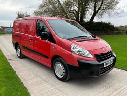 Red Used 2014 Peugeot Expert Van | £3,250 (Super price)