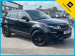 Black Used 2018 Land Rover Range Rover evoque SE SUV | £15,000 (Fair price)