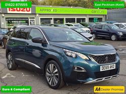 Green Used 2019 Peugeot 5008 Premium Hatchback | £15,499 (Fair price)