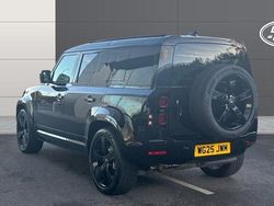 Black Used 2025 Land Rover Defender HSE Dynamic SUV | £78,282