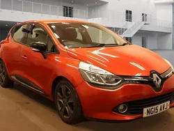 Red Used 2015 Renault Clio IV Dynamique Hatchback | £4,500 (Good price)