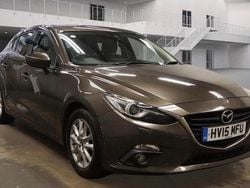 Grey Used 2015 Mazda 3 Hatchback | £4,990 (Fair price)