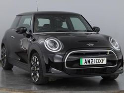 Black Used 2021 Mini Cooper SE Hatch Hatchback | £15,995 (Fair price)