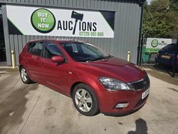 Red Used 2010 Kia Ceed 2 Hatchback | £1,650 (Super price)