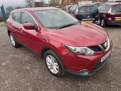 Red Used 2016 Nissan Qashqai Acenta SUV | £6,495 (Good price)