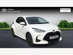 White Used 2023 Toyota Yaris Hybrid Design Hatchback | £18,268 (Fair price)