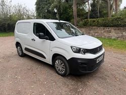 White Used 2020 Peugeot Partner S MPV | £6,995 (Good price)
