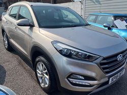 Beige Used 2018 Hyundai Tucson SE SUV | £8,990 (Fair price)