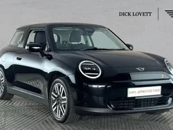 Black Used 2024 Mini Cooper SE Hatch Hatchback | £26,950