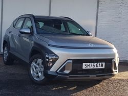 Metallic shimmering silver New 2025 Hyundai Kona Advanced SUV | £22,998 (Fair price)